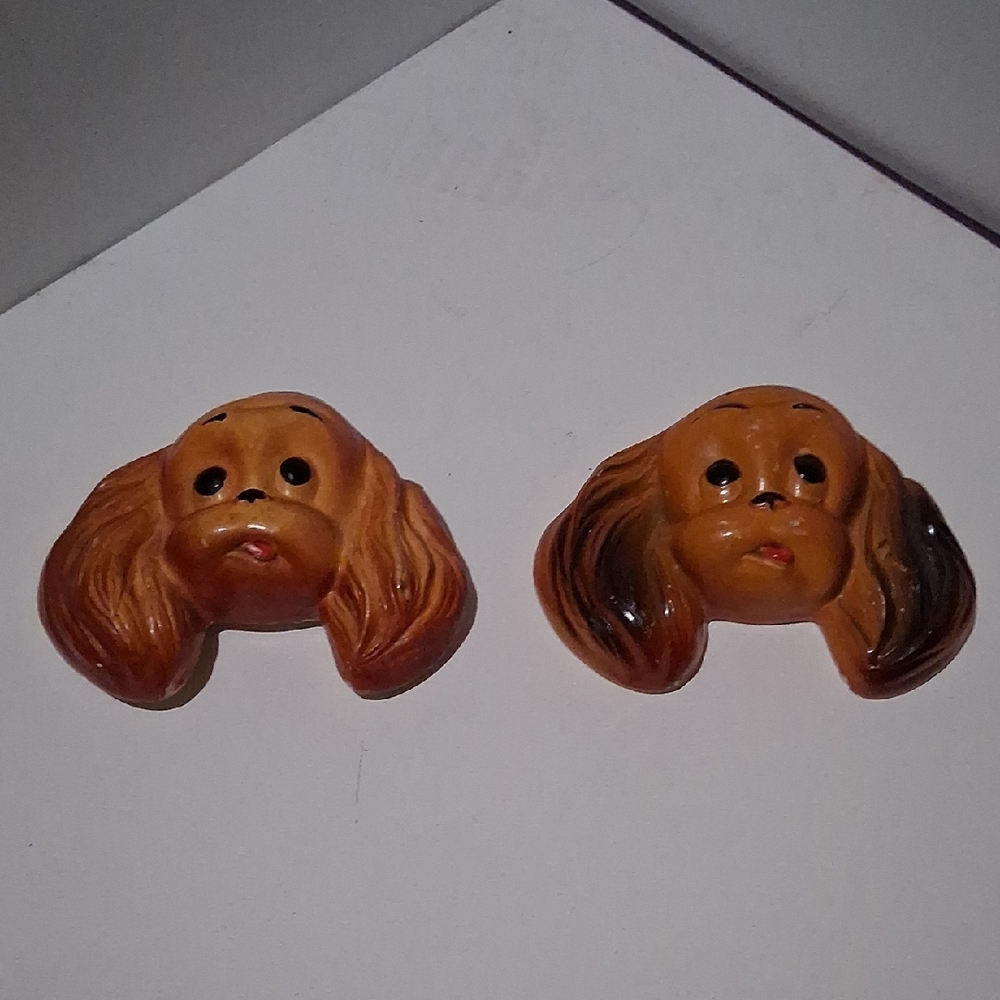 Vintage Chalk Ware Puppy Wall Decor